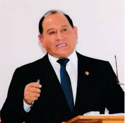 DR. ROBERTO MUNIVE BENDEZU