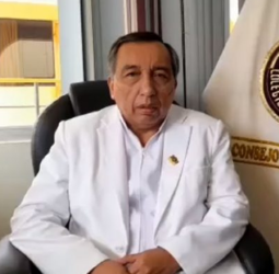 DR. JULIO TORRES CHANG